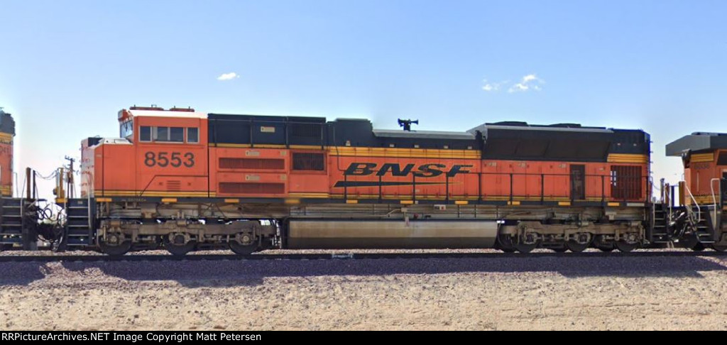 BNSF 8553